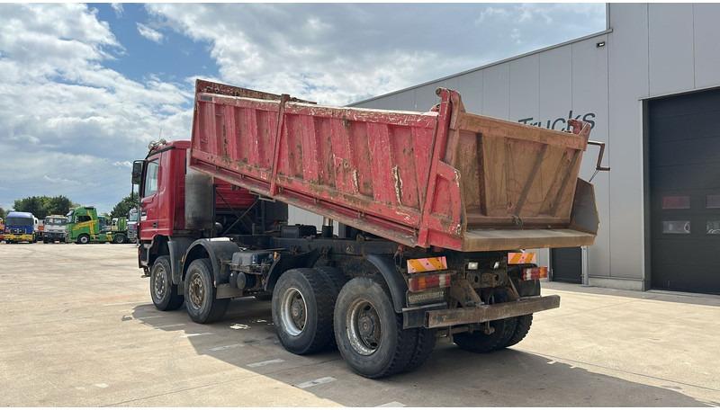 Mercedes-Benz Actros 4143 (8X6 / LAMES / EPS / V6 / GRAND PONT / BIG AXLE / 3 PEDALES) - Sklápač: obrázok 3 Mercedes-Benz Actros 4143 (8X6 / LAMES / EPS / V6 / GRAND PONT / BIG AXLE / 3 PEDALES) - Sklápač: obrázok 3