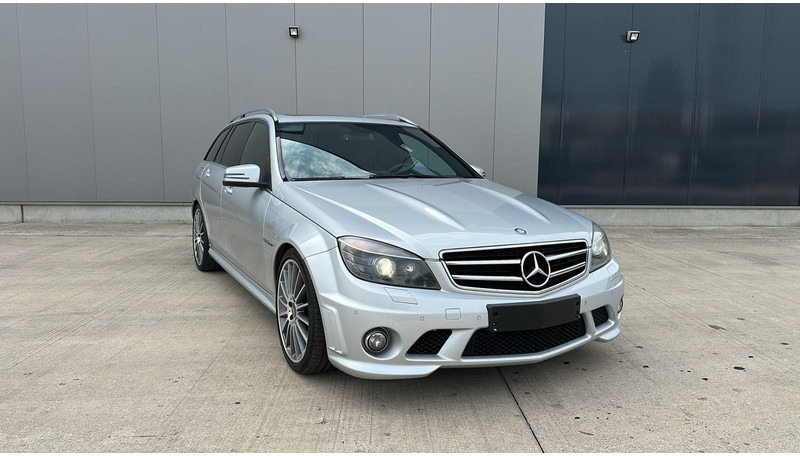 Mercedes-Benz C-Klasse 63 AMG (LICHTE VRACHT / BELGISCHE WAGEN / V8 / OPEN DAK) - Automobil: obrázok 3 Mercedes-Benz C-Klasse 63 AMG (LICHTE VRACHT / BELGISCHE WAGEN / V8 / OPEN DAK) - Automobil: obrázok 3