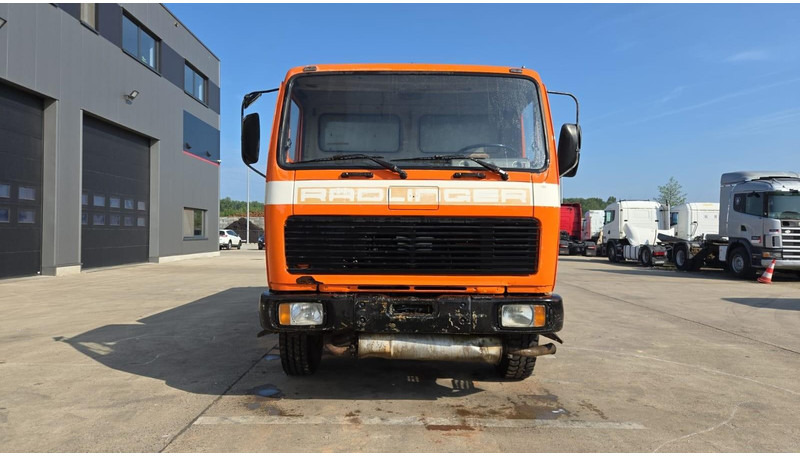 Mercedes-Benz SK 1619 (12.400L / GERMAN TRUCK / CAMION ALLEMAGNE / LAMES / GRAND PONT / V6) - Cisternové vozidlo: obrázok 2 Mercedes-Benz SK 1619 (12.400L / GERMAN TRUCK / CAMION ALLEMAGNE / LAMES / GRAND PONT / V6) - Cisternové vozidlo: obrázok 2