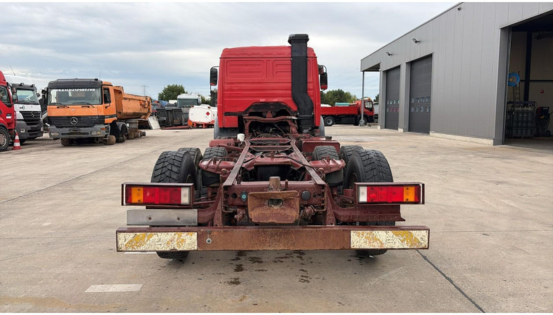 Mercedes-Benz SK 2233 (GRAND PONT / V8 AVEC 2X TURBO / BIG AXLE) - Podvozek s kabinou: obrázok 5 Mercedes-Benz SK 2233 (GRAND PONT / V8 AVEC 2X TURBO / BIG AXLE) - Podvozek s kabinou: obrázok 5