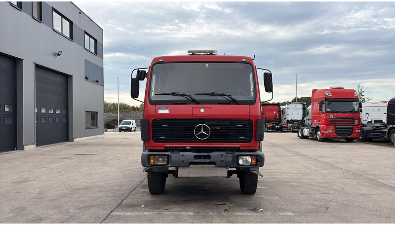 Mercedes-Benz SK 2233 (GRAND PONT / V8 AVEC 2X TURBO / BIG AXLE) - Podvozek s kabinou: obrázok 2 Mercedes-Benz SK 2233 (GRAND PONT / V8 AVEC 2X TURBO / BIG AXLE) - Podvozek s kabinou: obrázok 2