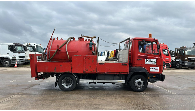 Mercedes-Benz SK 814 (VIDANGEUR / VACUUM / AUXILAIRY / SPER / STEEL SUSP. / LAMES) - Fekálne vozidlo: obrázok 4 Mercedes-Benz SK 814 (VIDANGEUR / VACUUM / AUXILAIRY / SPER / STEEL SUSP. / LAMES) - Fekálne vozidlo: obrázok 4