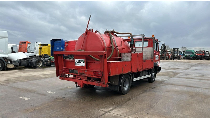 Mercedes-Benz SK 814 (VIDANGEUR / VACUUM / AUXILAIRY / SPER / STEEL SUSP. / LAMES) - Fekálne vozidlo: obrázok 5 Mercedes-Benz SK 814 (VIDANGEUR / VACUUM / AUXILAIRY / SPER / STEEL SUSP. / LAMES) - Fekálne vozidlo: obrázok 5