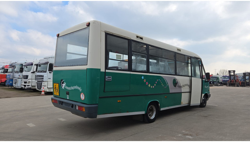 Mercedes-Benz Vario 614 (BELGIAN BUS / 34 SEATS / MANUAL PUMP / LAMES / STEEL SUSP.) - Mestský autobus: obrázok 5 Mercedes-Benz Vario 614 (BELGIAN BUS / 34 SEATS / MANUAL PUMP / LAMES / STEEL SUSP.) - Mestský autobus: obrázok 5