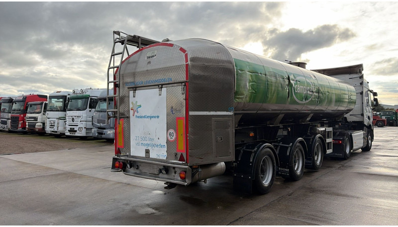 TURBO'S HOET OC/3AT/39 (29500 LITER / MILK / MILCHE / LAIT / WATER / 2X STEERING AXLE / 2X LENKASCHEN) - Cisternový náves: obrázok 3 TURBO'S HOET OC/3AT/39 (29500 LITER / MILK / MILCHE / LAIT / WATER / 2X STEERING AXLE / 2X LENKASCHEN) - Cisternový náves: obrázok 3