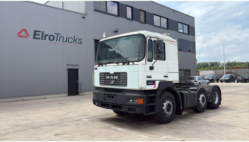 MAN 25.403 (6X2 / 6 CYLINDER / EURO 2 / MANUAL GEARBOX / 8 TYRES) - Ťahač: obrázok 1 MAN 25.403 (6X2 / 6 CYLINDER / EURO 2 / MANUAL GEARBOX / 8 TYRES) - Ťahač: obrázok 1
