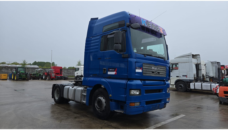 MAN TGA 18.410 (864.000 KM / MANUAL PUMP / MANUAL GEARBOX / RETARDER / POMPE MANUELLE) - Ťahač: obrázok 3 MAN TGA 18.410 (864.000 KM / MANUAL PUMP / MANUAL GEARBOX / RETARDER / POMPE MANUELLE) - Ťahač: obrázok 3