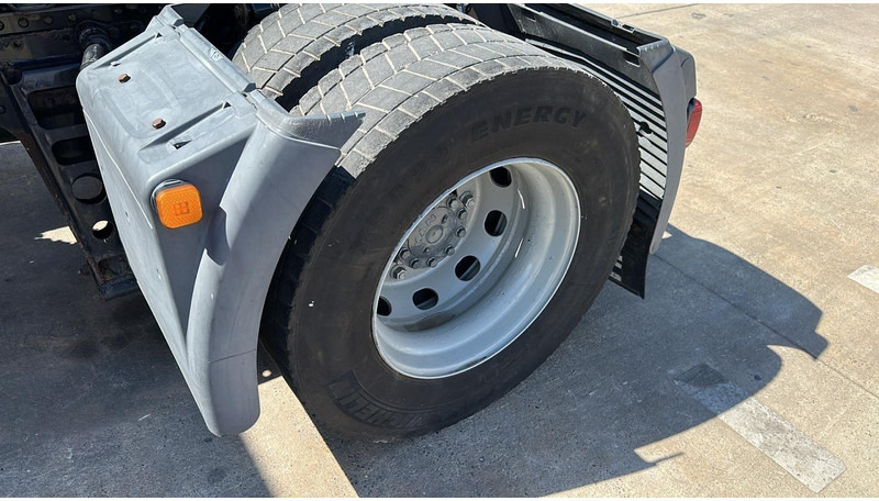 Ťahač MAN TGA 18.430 (BOITE MANUELLE / MANUAL GEARBOX): obrázok 9