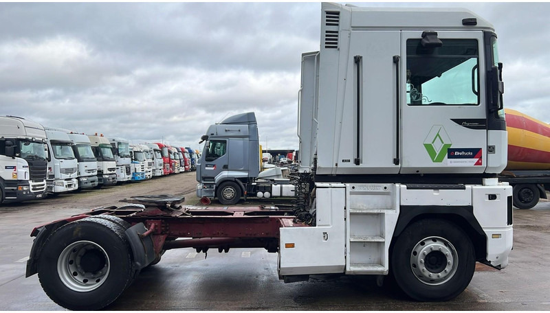 Renault Magnum 430 (BOITE MANUELLE / MANUAL GEARBOX / POMPE MANUELLE / MANUAL PUMP) - Ťahač: obrázok 4 Renault Magnum 430 (BOITE MANUELLE / MANUAL GEARBOX / POMPE MANUELLE / MANUAL PUMP) - Ťahač: obrázok 4