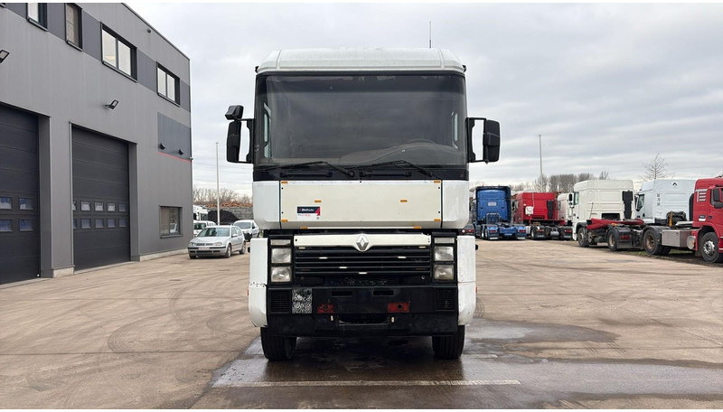 Renault Magnum 430 (POMPE MANUELLE / MANUAL PUMP / MANUAL GEARBOX / BOITE MANUELLE) - Ťahač: obrázok 4 Renault Magnum 430 (POMPE MANUELLE / MANUAL PUMP / MANUAL GEARBOX / BOITE MANUELLE) - Ťahač: obrázok 4