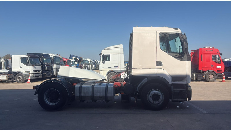 Renault Premium 385 (POMPE MANUELLE / MANUAL PUMP / BOITE MANUELLE / GRAND PONT) - Ťahač: obrázok 4 Renault Premium 385 (POMPE MANUELLE / MANUAL PUMP / BOITE MANUELLE / GRAND PONT) - Ťahač: obrázok 4