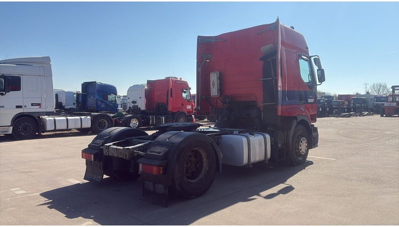 Renault Premium 420 (BOITE MANUELLE / MANUAL GEARBOX) - Ťahač: obrázok 5 Renault Premium 420 (BOITE MANUELLE / MANUAL GEARBOX) - Ťahač: obrázok 5