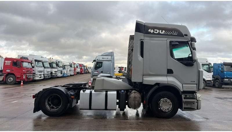 Renault Premium 450 (BOITE MANUELLE / MANUALGEARBOX) - Ťahač: obrázok 3 Renault Premium 450 (BOITE MANUELLE / MANUALGEARBOX) - Ťahač: obrázok 3