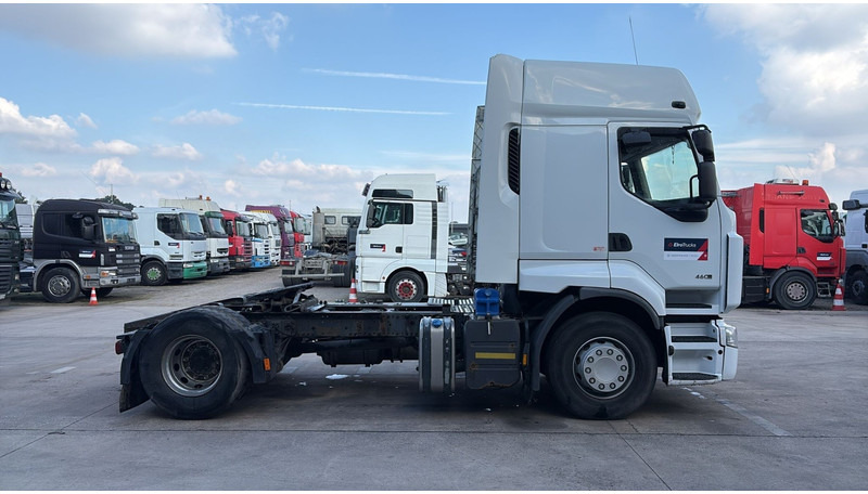 Renault Premium 460 DXI (GOOD CONDITION / AIRCO / AC / BOITE MANUELLE / MANUAL GEARBOX) - Ťahač: obrázok 4 Renault Premium 460 DXI (GOOD CONDITION / AIRCO / AC / BOITE MANUELLE / MANUAL GEARBOX) - Ťahač: obrázok 4
