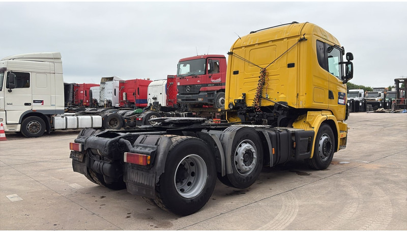 Scania 124-420 (6X2 / 8 TYRES / ORIGINAL TRACTOR UNIT / FRONT STEEL) - Ťahač: obrázok 5 Scania 124-420 (6X2 / 8 TYRES / ORIGINAL TRACTOR UNIT / FRONT STEEL) - Ťahač: obrázok 5