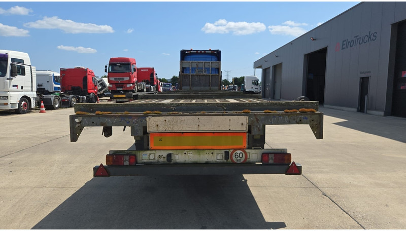 Van Hool 3B2011 (BELGIAN TRAILER / FREINS TAMBOURS / DRUM BRAKES) - Plošinový/ Valníkový náves: obrázok 4 Van Hool 3B2011 (BELGIAN TRAILER / FREINS TAMBOURS / DRUM BRAKES) - Plošinový/ Valníkový náves: obrázok 4
