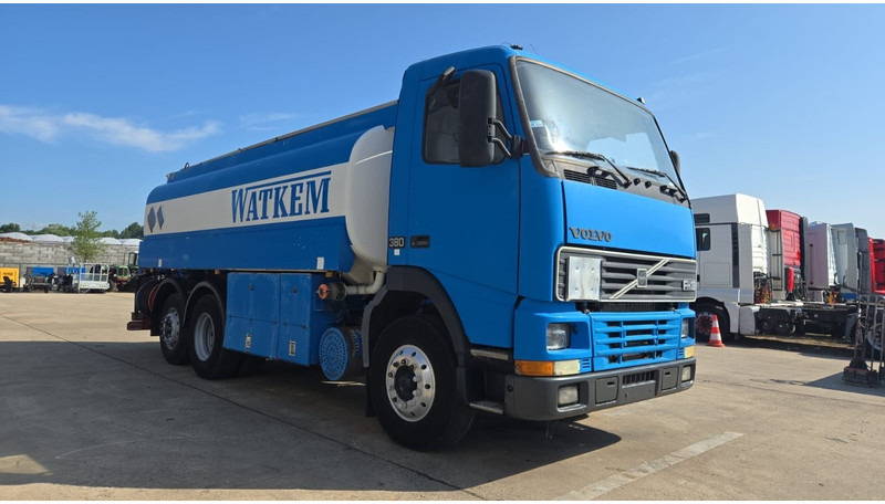 Volvo FH 12.380 (20.100 LITERS / PARFAIT ETAT / TOP CONDITION !!! / 6X2 / BOITE MANUELLE) - Cisternové vozidlo: obrázok 3 Volvo FH 12.380 (20.100 LITERS / PARFAIT ETAT / TOP CONDITION !!! / 6X2 / BOITE MANUELLE) - Cisternové vozidlo: obrázok 3
