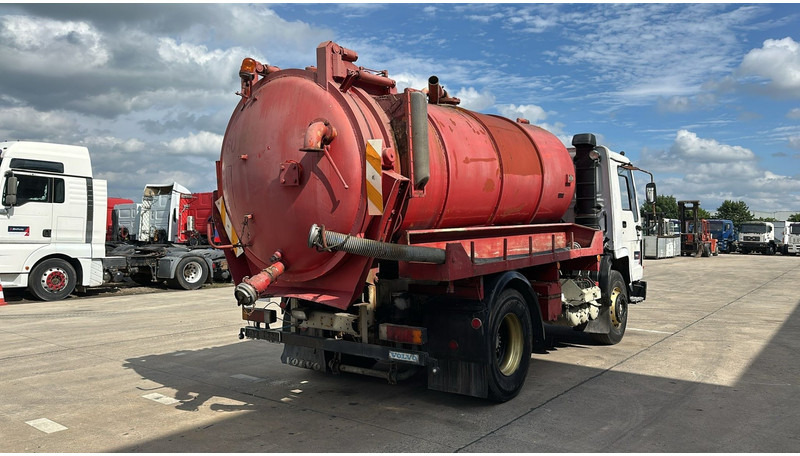 Volvo FL 10 - 280 (12.000L / POMPE MANUELLE / MANUAL PUMP / BOITE MANUELLE / MANUAL GEARBOX) - Fekálne vozidlo: obrázok 5 Volvo FL 10 - 280 (12.000L / POMPE MANUELLE / MANUAL PUMP / BOITE MANUELLE / MANUAL GEARBOX) - Fekálne vozidlo: obrázok 5