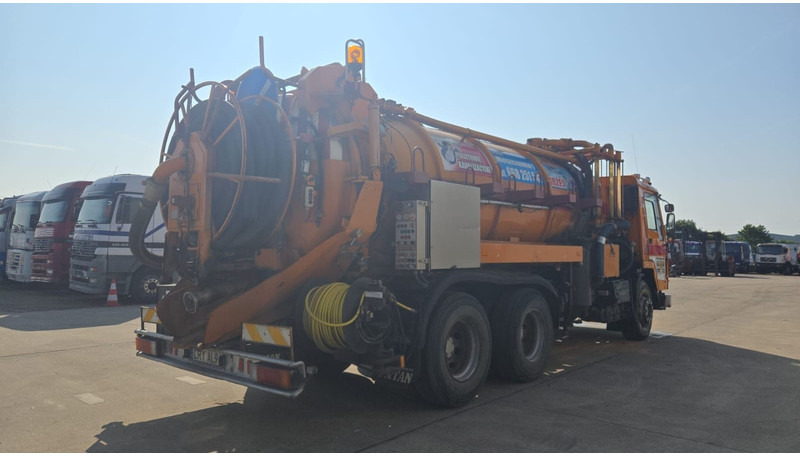 Volvo FL 10 - 320 (10500L + 1500L / 10 TYRES FULL STEEL / HIGH PRESSURE + VACUUM / POMPE MANUELLE / MANUAL PUMP) - Fekálne vozidlo: obrázok 5 Volvo FL 10 - 320 (10500L + 1500L / 10 TYRES FULL STEEL / HIGH PRESSURE + VACUUM / POMPE MANUELLE / MANUAL PUMP) - Fekálne vozidlo: obrázok 5