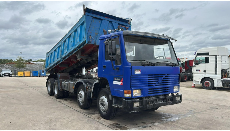 Volvo FL 12.380 (8X4 /STEEL SUSP. / BOITE MANUELLE / MANUAL GEARBOX) - Sklápač: obrázok 3 Volvo FL 12.380 (8X4 /STEEL SUSP. / BOITE MANUELLE / MANUAL GEARBOX) - Sklápač: obrázok 3