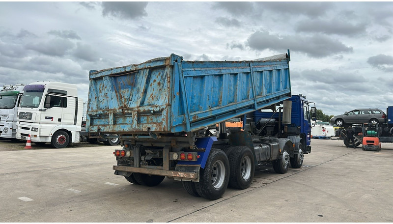 Volvo FL 12.380 (8X4 /STEEL SUSP. / BOITE MANUELLE / MANUAL GEARBOX) - Sklápač: obrázok 4 Volvo FL 12.380 (8X4 /STEEL SUSP. / BOITE MANUELLE / MANUAL GEARBOX) - Sklápač: obrázok 4