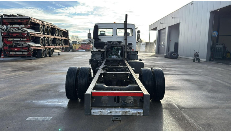 Volvo FL 220 (BELGIAN TRUCK / CAMION BELGE / MANUAL GEARBOX / BOITE MANUELLE) - Podvozek s kabinou: obrázok 5 Volvo FL 220 (BELGIAN TRUCK / CAMION BELGE / MANUAL GEARBOX / BOITE MANUELLE) - Podvozek s kabinou: obrázok 5