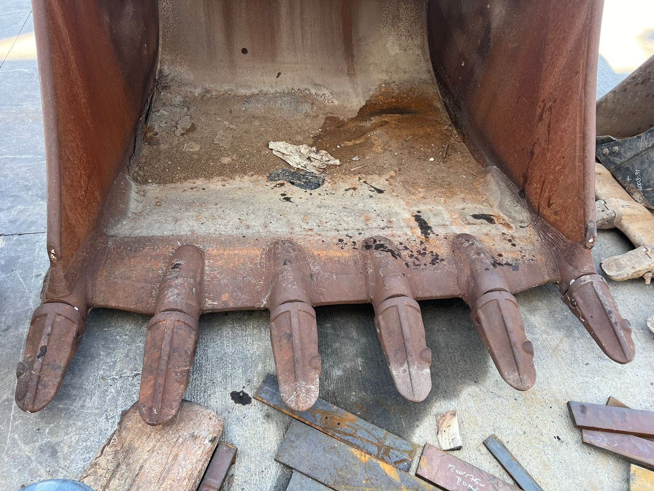 KOMATSU PC850 - Lyžica pre rýpadlo pre Stavebné stroje: obrázok 2 KOMATSU PC850 - Lyžica pre rýpadlo pre Stavebné stroje: obrázok 2