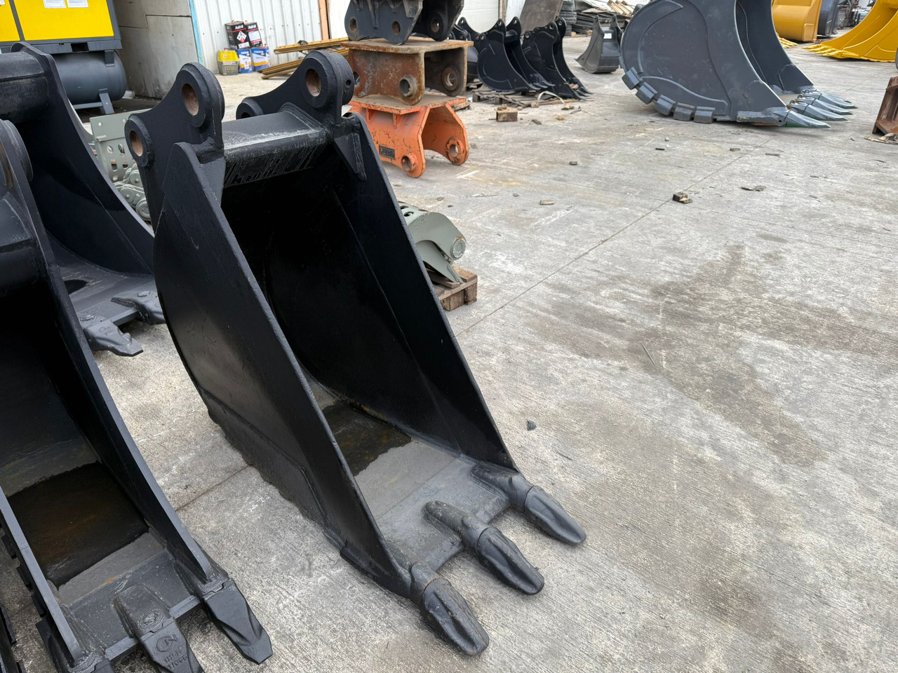 Komatsu PC200 - Lyžica pre rýpadlo pre Stavebné stroje: obrázok 5 Komatsu PC200 - Lyžica pre rýpadlo pre Stavebné stroje: obrázok 5