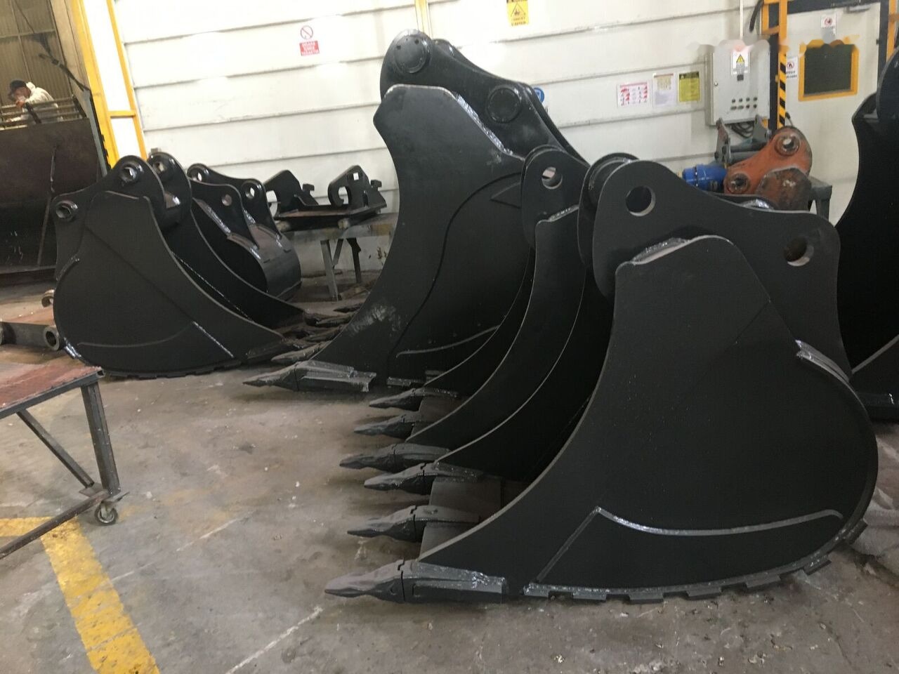 Komatsu PC350 Rock Bucket - Lyžica pre rýpadlo: obrázok 1 Komatsu PC350 Rock Bucket - Lyžica pre rýpadlo: obrázok 1