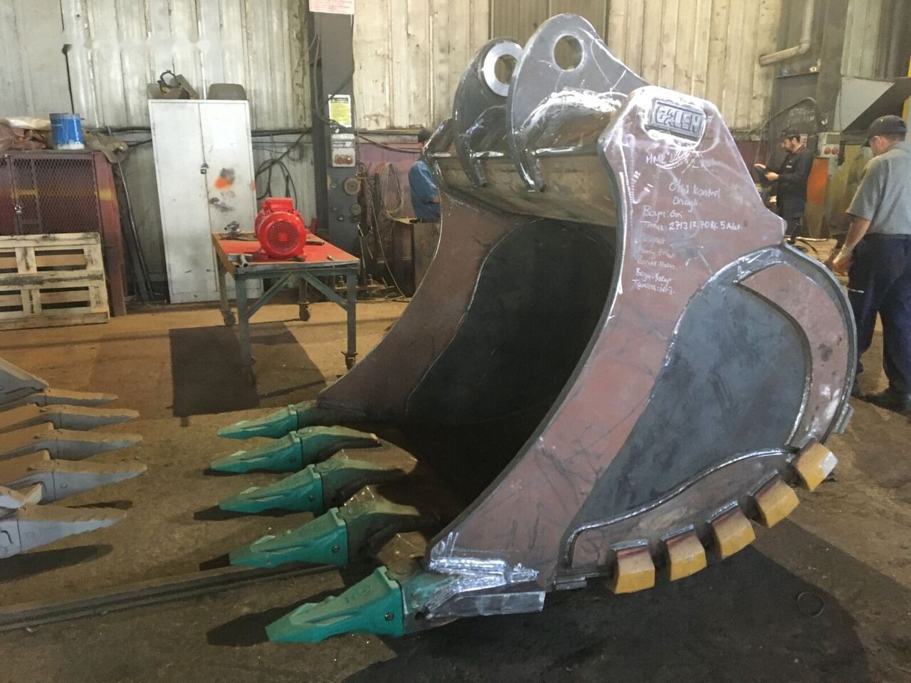 Komatsu PC350 Rock Bucket - Lyžica pre rýpadlo: obrázok 5 Komatsu PC350 Rock Bucket - Lyžica pre rýpadlo: obrázok 5