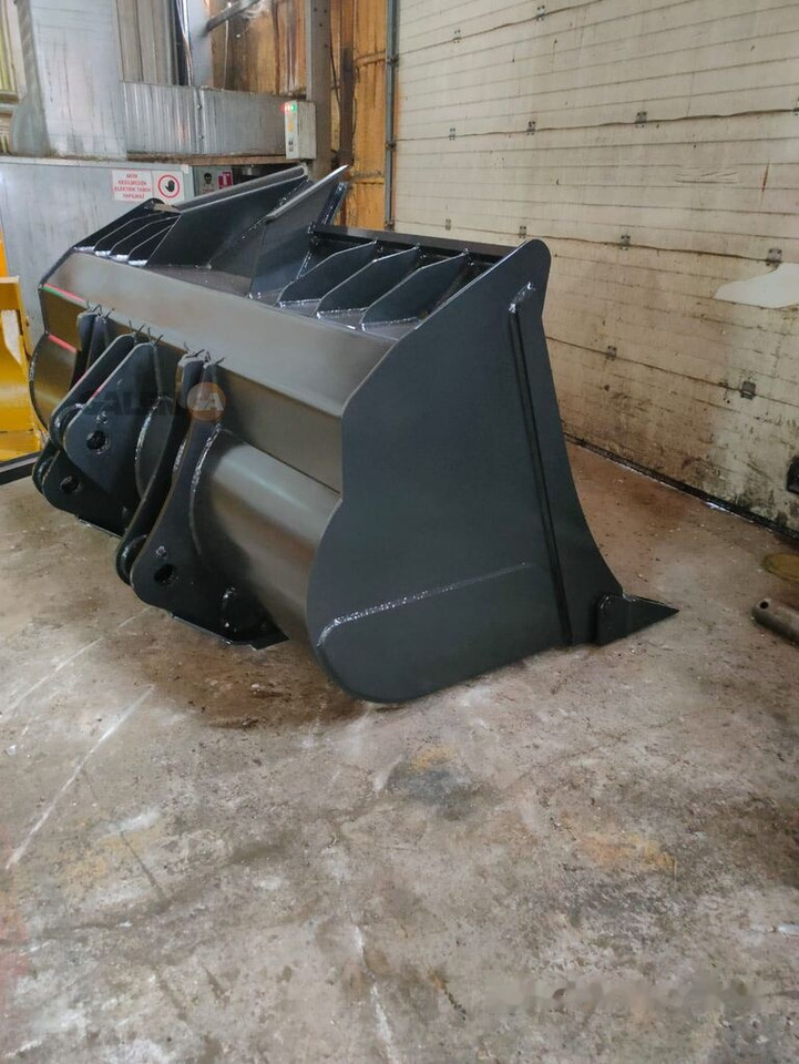 Liebherr L550 - Nakladacia lyžica: obrázok 4 Liebherr L550 - Nakladacia lyžica: obrázok 4