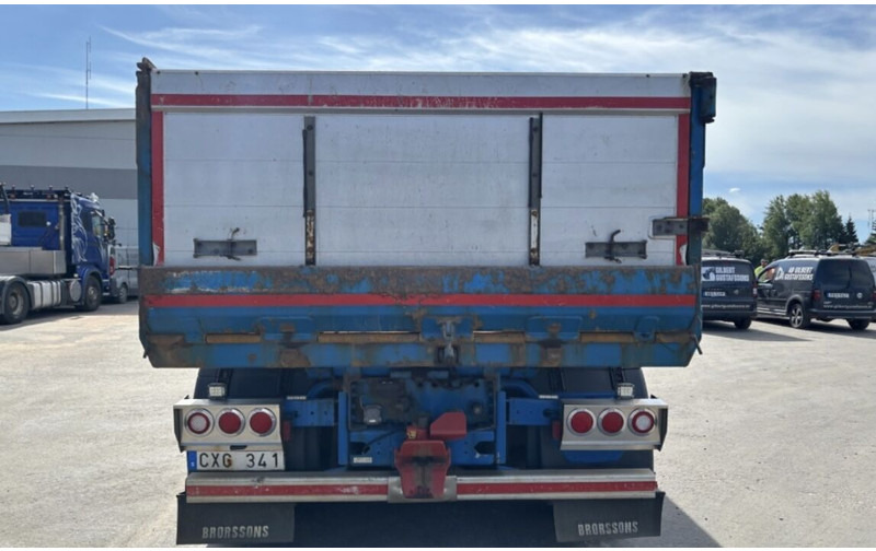 Scania R560 8x4 - Sklápač: obrázok 4 Scania R560 8x4 - Sklápač: obrázok 4