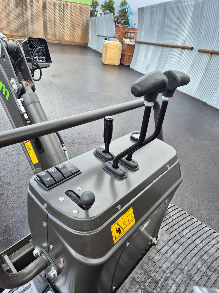 Mini rýpadlo WCM CTX 8010L Servo Diesel: obrázok 20 Mini rýpadlo WCM CTX 8010L Servo Diesel: obrázok 20