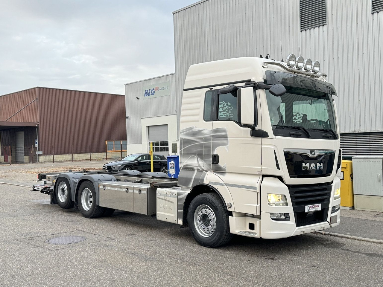 MAN TGX 26.500 XLX Lenkachse BDF 7,15-7,45 u-LBW 2t - Kontejnérový podvozek/ Výměnná nástavba: obrázok 5 MAN TGX 26.500 XLX Lenkachse BDF 7,15-7,45 u-LBW 2t - Kontejnérový podvozek/ Výměnná nástavba: obrázok 5