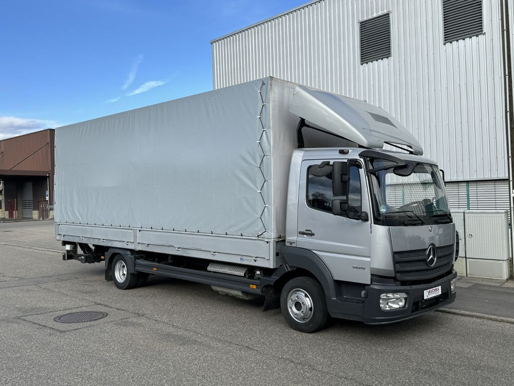 Mercedes-Benz Atego 823L Pritsche 7,2m LBW Klima Automatik - Plachtová dodávka: obrázok 1 Mercedes-Benz Atego 823L Pritsche 7,2m LBW Klima Automatik - Plachtová dodávka: obrázok 1
