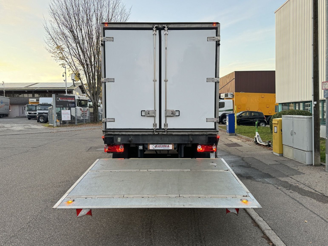 Príves chladírenské ROHR RAK/18 TK Tiefkühl MAXIMA 1000 Türen LBW 2t BPW: obrázok 10 Príves chladírenské ROHR RAK/18 TK Tiefkühl MAXIMA 1000 Türen LBW 2t BPW: obrázok 10