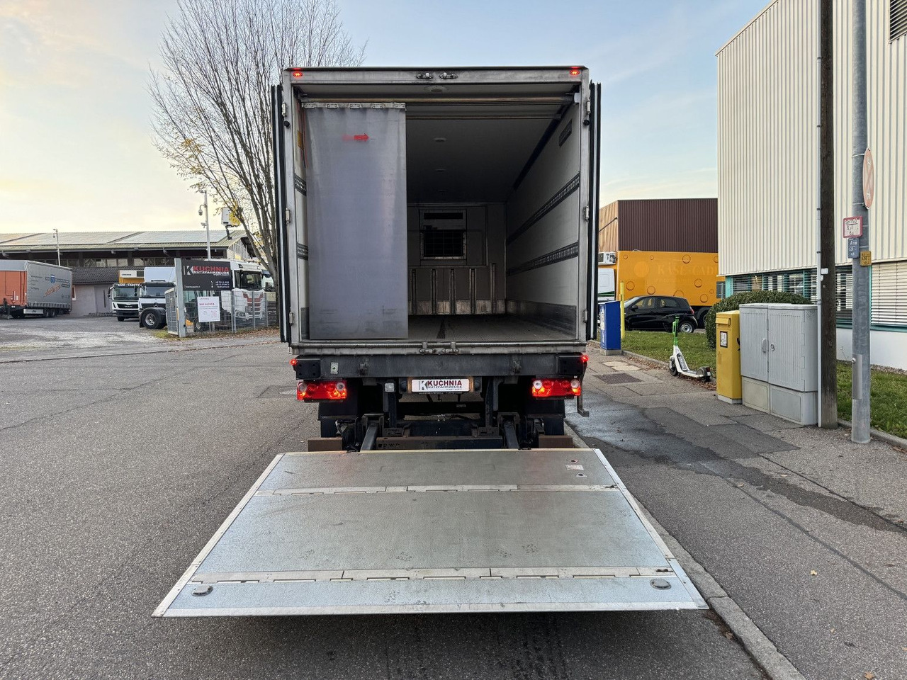 Príves chladírenské ROHR RAK/18 TK Tiefkühl MAXIMA 1000 Türen LBW 2t BPW: obrázok 11 Príves chladírenské ROHR RAK/18 TK Tiefkühl MAXIMA 1000 Türen LBW 2t BPW: obrázok 11