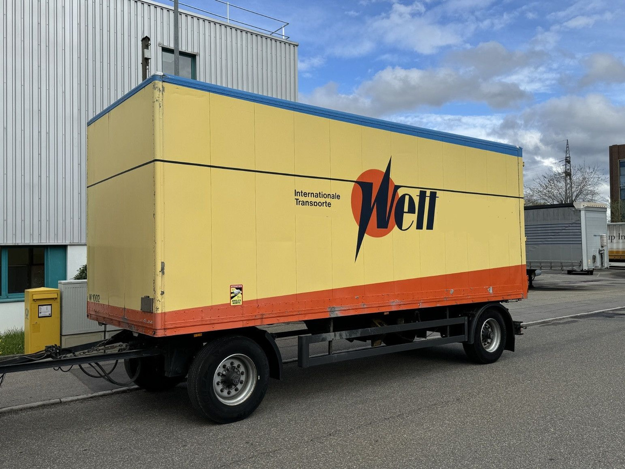 Genkopf 14t Alu-Möbelkoffer 7,1m BPW Luft ZS - Príves skriňové: obrázok 3 Genkopf 14t Alu-Möbelkoffer 7,1m BPW Luft ZS - Príves skriňové: obrázok 3