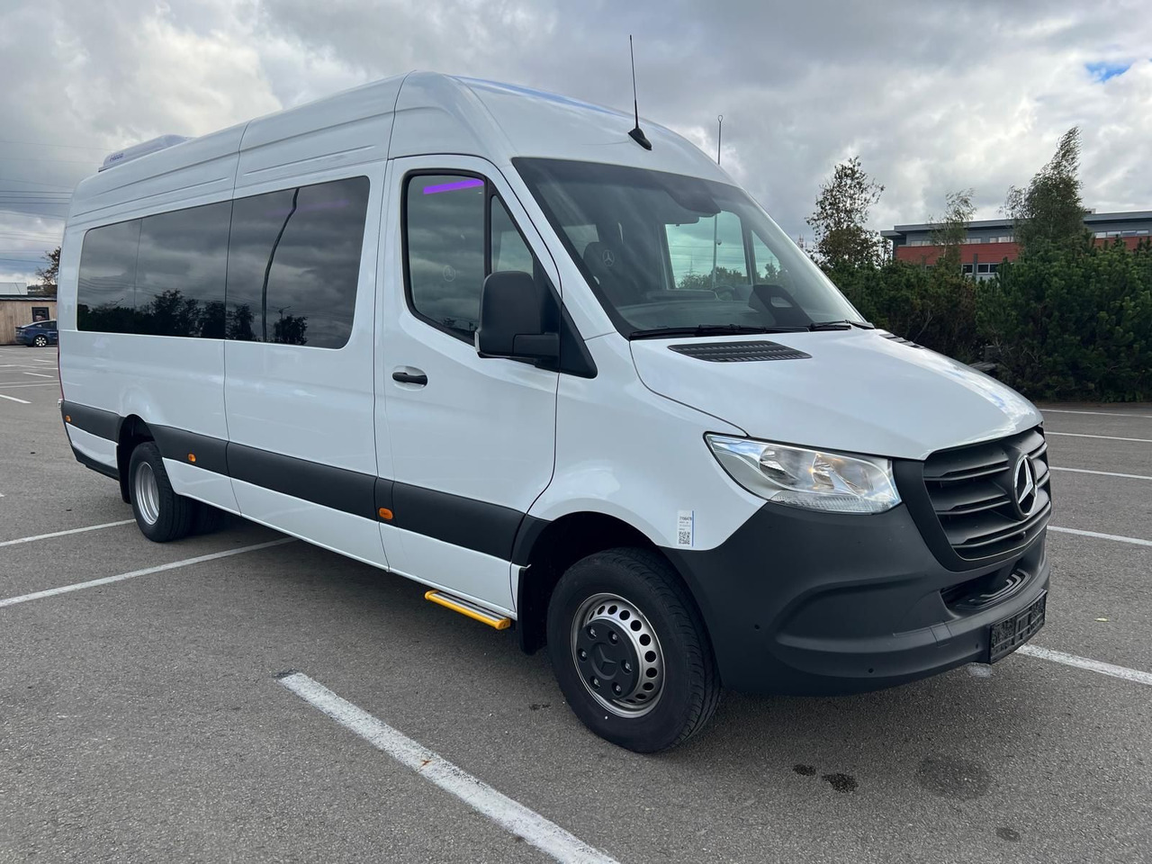 Mercedes-Benz Sprinter 517 Komfort XL, 21 SS - Minibus, Mikrobus: obrázok 1 Mercedes-Benz Sprinter 517 Komfort XL, 21 SS - Minibus, Mikrobus: obrázok 1
