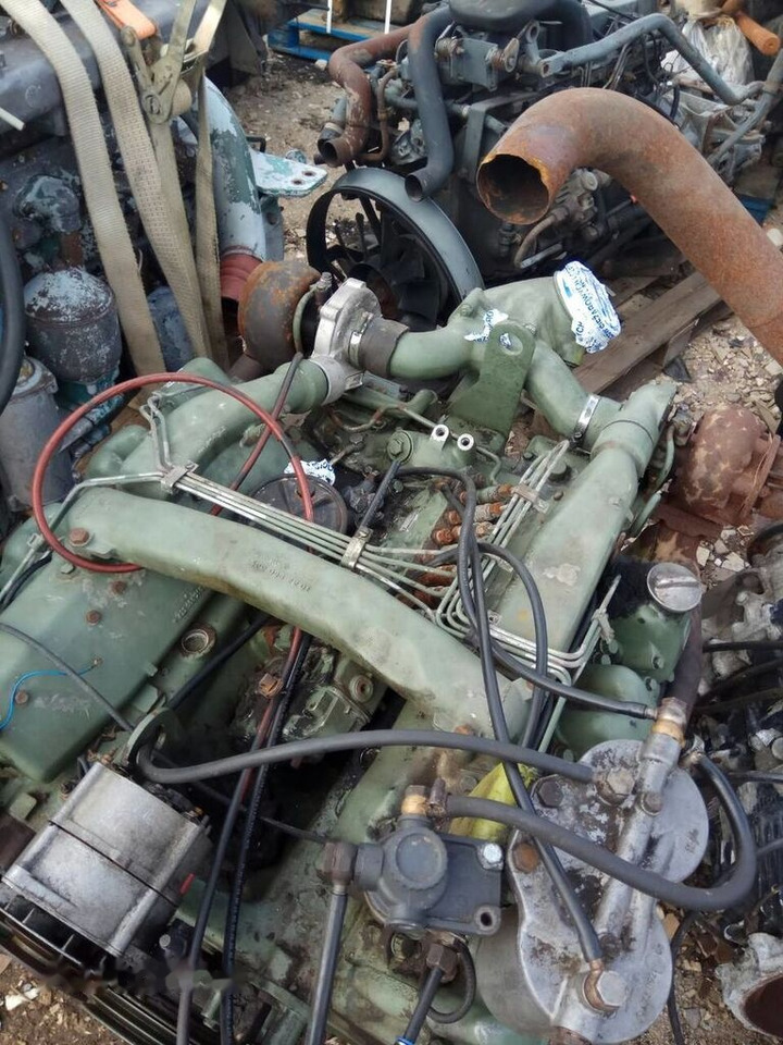 OM 422 V8 BiTurbo Mercedes-Benz - Motor pre Nákladné auto: obrázok 3 OM 422 V8 BiTurbo Mercedes-Benz - Motor pre Nákladné auto: obrázok 3