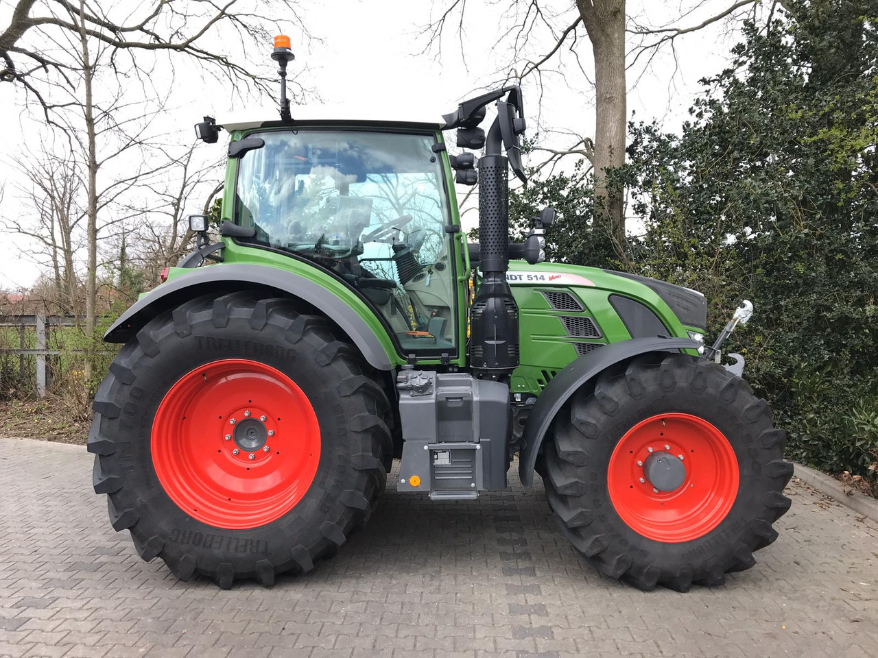 Fendt 514 Vario S4 ProfiPlus - Traktor: obrázok 4 Fendt 514 Vario S4 ProfiPlus - Traktor: obrázok 4