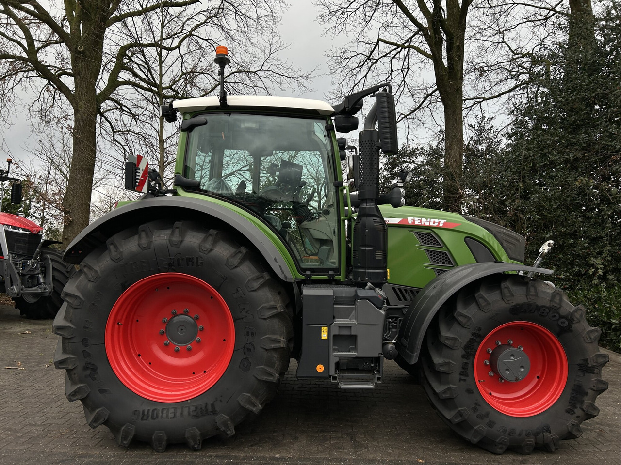 Fendt 724 Vario Gen6 ProfiPlus setting 2 - Traktor: obrázok 4 Fendt 724 Vario Gen6 ProfiPlus setting 2 - Traktor: obrázok 4