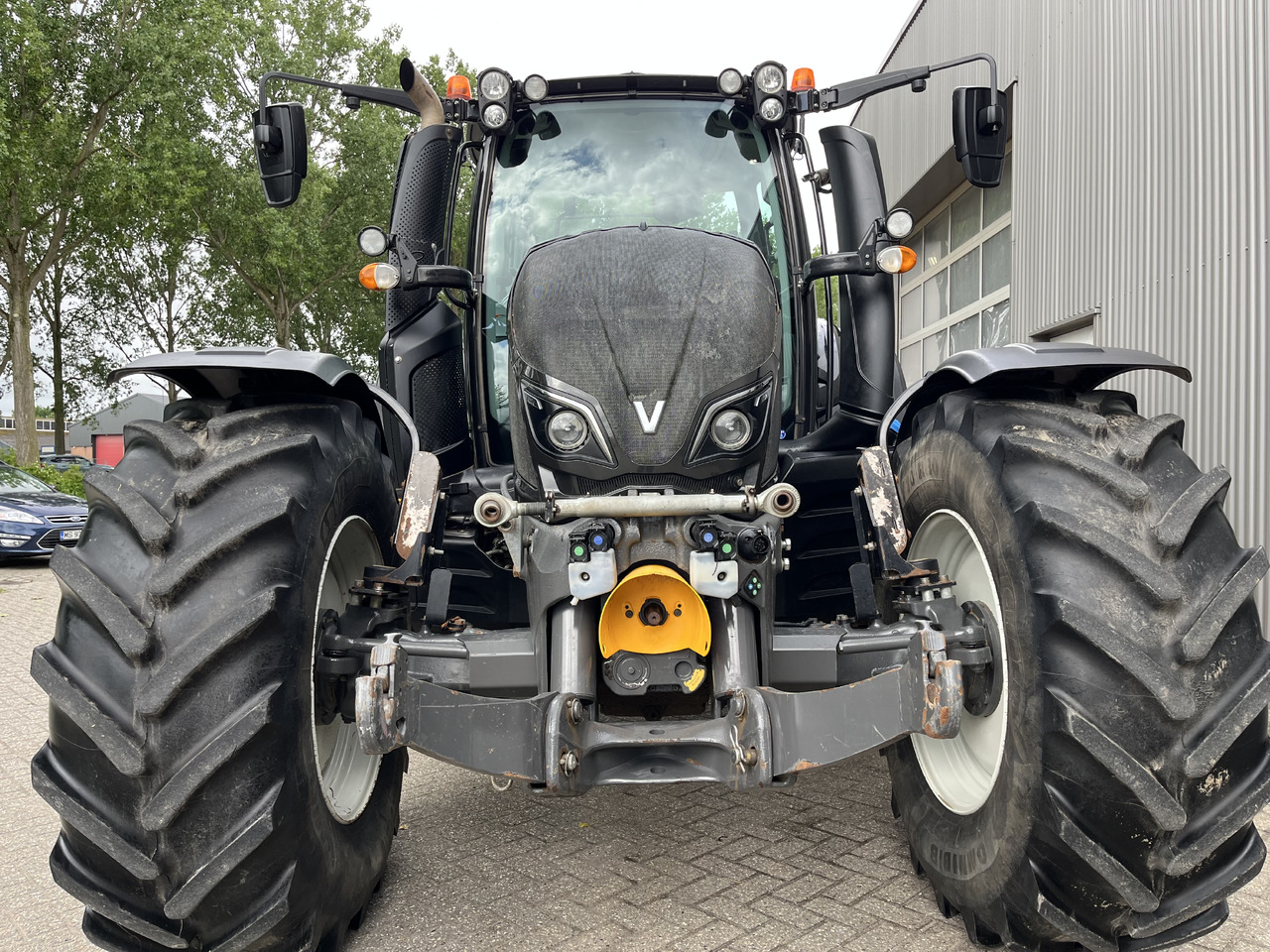 Valtra N174 Active - Traktor: obrázok 3 Valtra N174 Active - Traktor: obrázok 3
