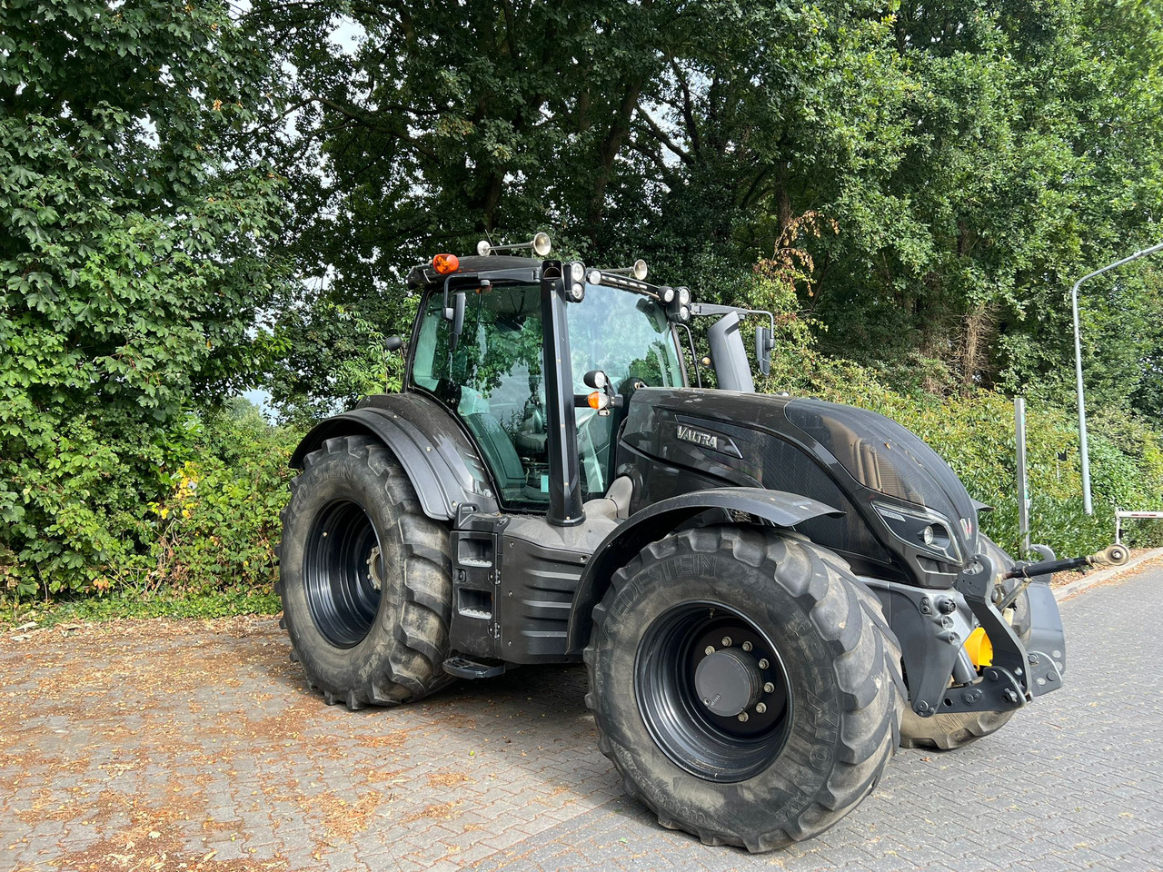 Valtra T174 Versu - Traktor: obrázok 3 Valtra T174 Versu - Traktor: obrázok 3