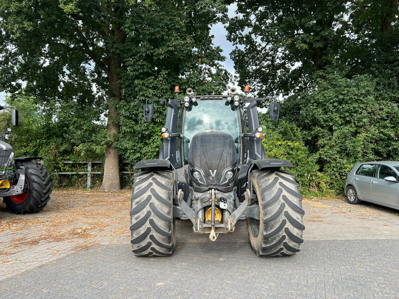 Valtra T174 Versu - Traktor: obrázok 5 Valtra T174 Versu - Traktor: obrázok 5