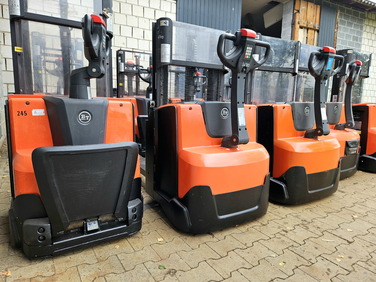 Toyota SWE 200D - Stohovač: obrázok 3 Toyota SWE 200D - Stohovač: obrázok 3