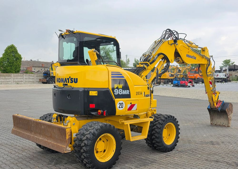 Komatsu PW 98MR-8, 2017 ROK, 5200 MTH, BEZ DPF i ADBLUE - Kolesové rýpadlo: obrázok 4 Komatsu PW 98MR-8, 2017 ROK, 5200 MTH, BEZ DPF i ADBLUE - Kolesové rýpadlo: obrázok 4
