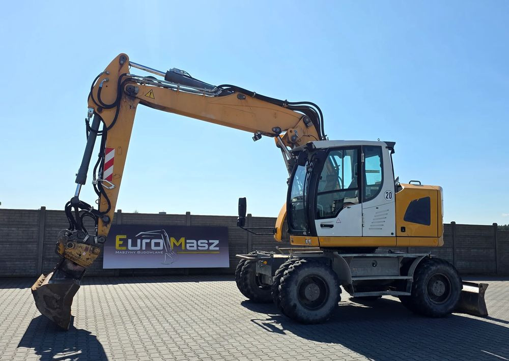 Liebherr A918 COMPACT, 2014 ROK, SW 48 LIKUFIX szybkozłącze - Kolesové rýpadlo: obrázok 1 Liebherr A918 COMPACT, 2014 ROK, SW 48 LIKUFIX szybkozłącze - Kolesové rýpadlo: obrázok 1