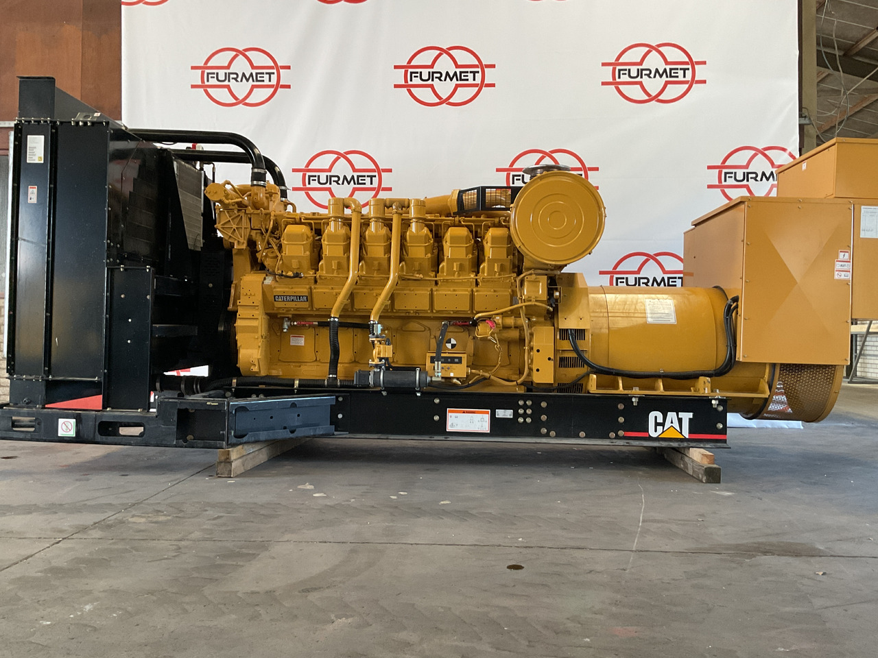 Caterpillar 3512HD, 1275KVA Generatorset. Like brand new. Low standby hours. - Elektrický generátor: obrázok 2 Caterpillar 3512HD, 1275KVA Generatorset. Like brand new. Low standby hours. - Elektrický generátor: obrázok 2
