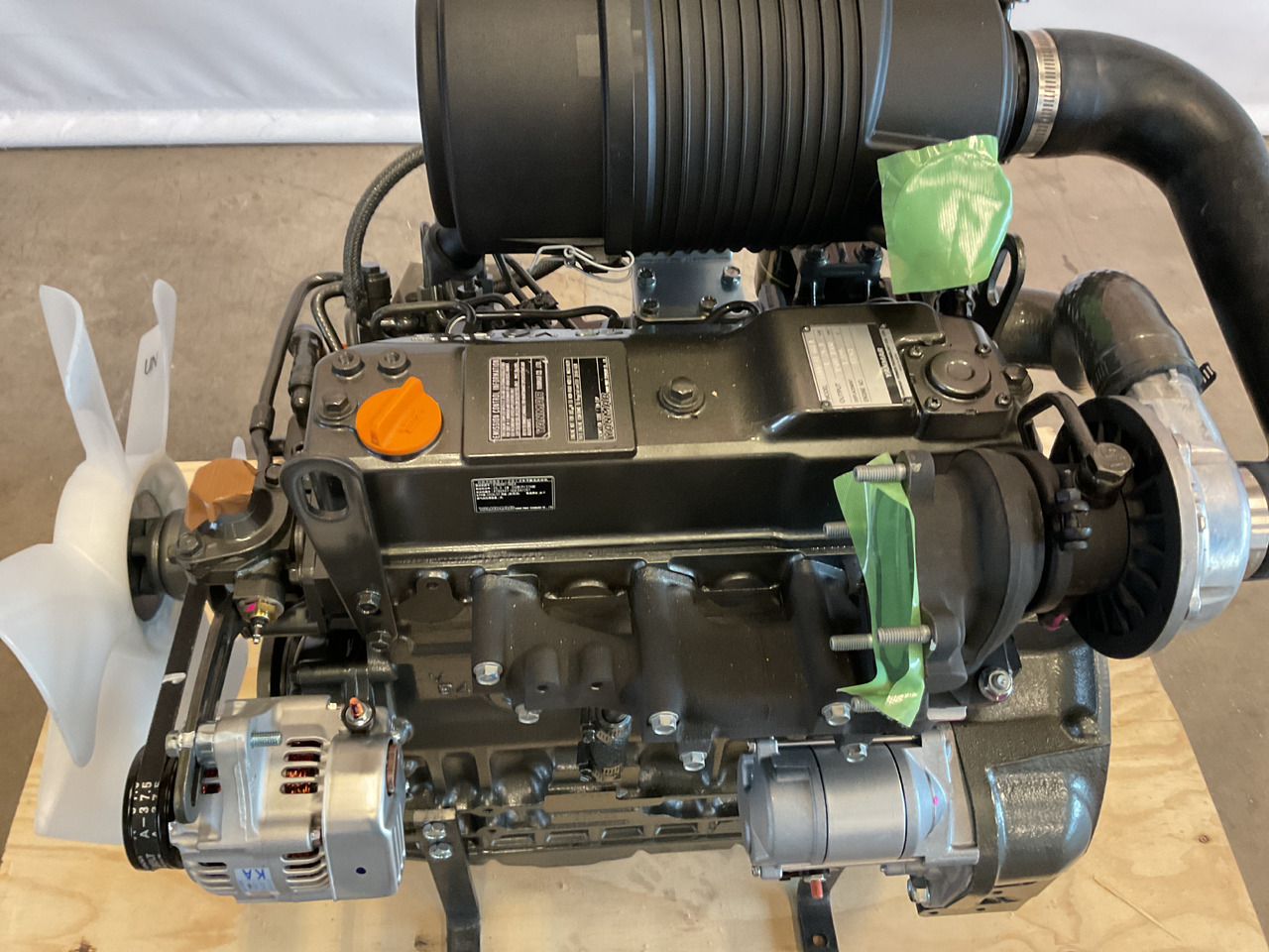 Yanmar 4TNV84T - Motor: obrázok 3 Yanmar 4TNV84T - Motor: obrázok 3